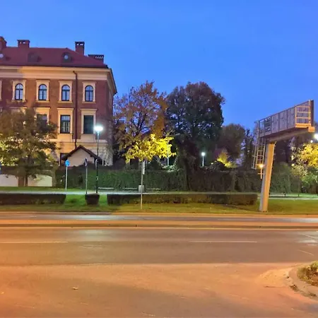 R&r Cracow Apartamento *